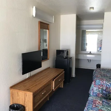 Country Inn Motel